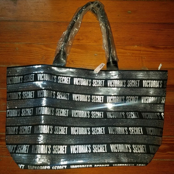 *BRAND NEW* Victoria's Secret Tote w/ tags - Picture 1 of 4